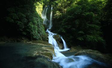 air terjun lokomboro