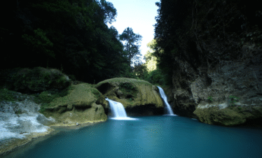 air terjun lokomboro wisata sumba barat daya