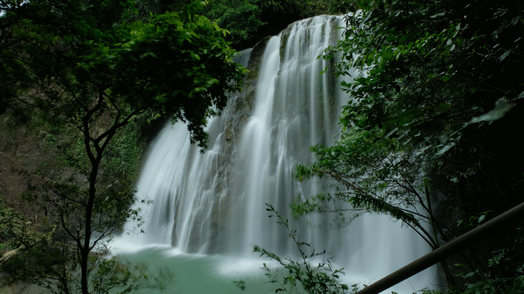 air terjun pabeti lakera sumba barat daya