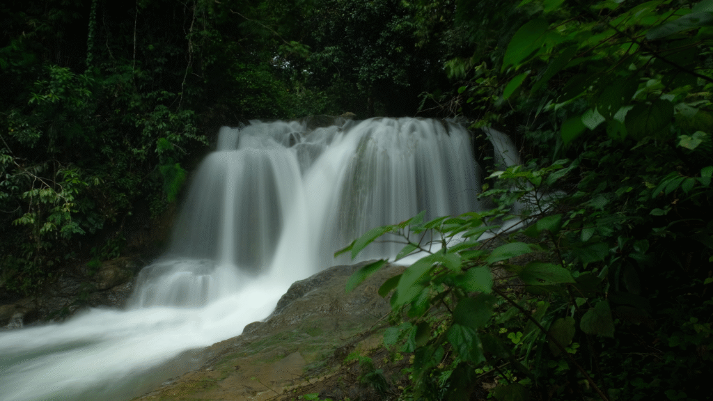 air terjun pabeti lakera sumba barat daya