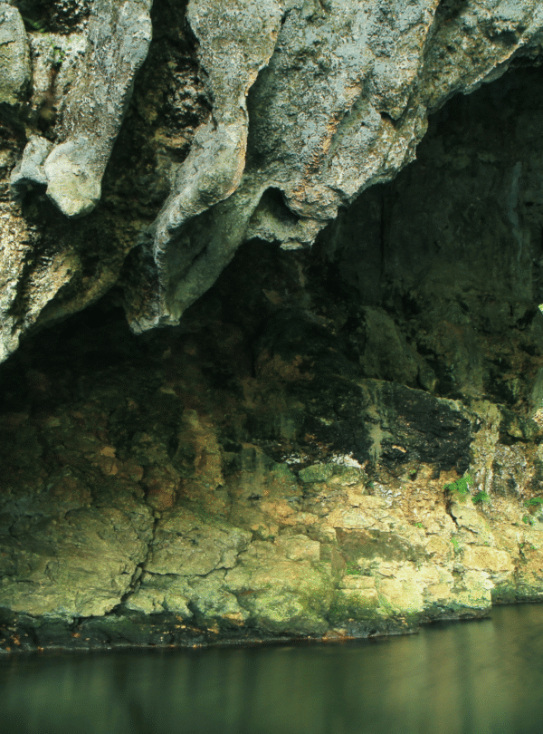 wisata goa alam waikelo sawah sumba barat daya