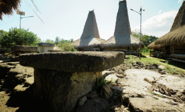 kampung adat parona baroro sumba barat daya