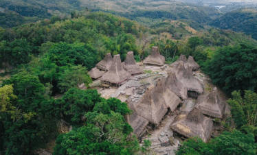 kampung adat totok kalada sumbadaya