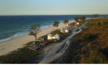 pantai mananga aba sumba barat daya