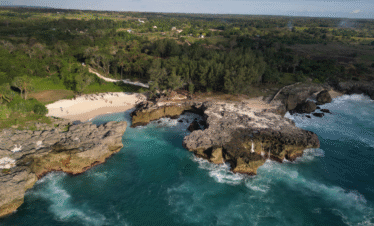 pantai mandorak sumba barat daya