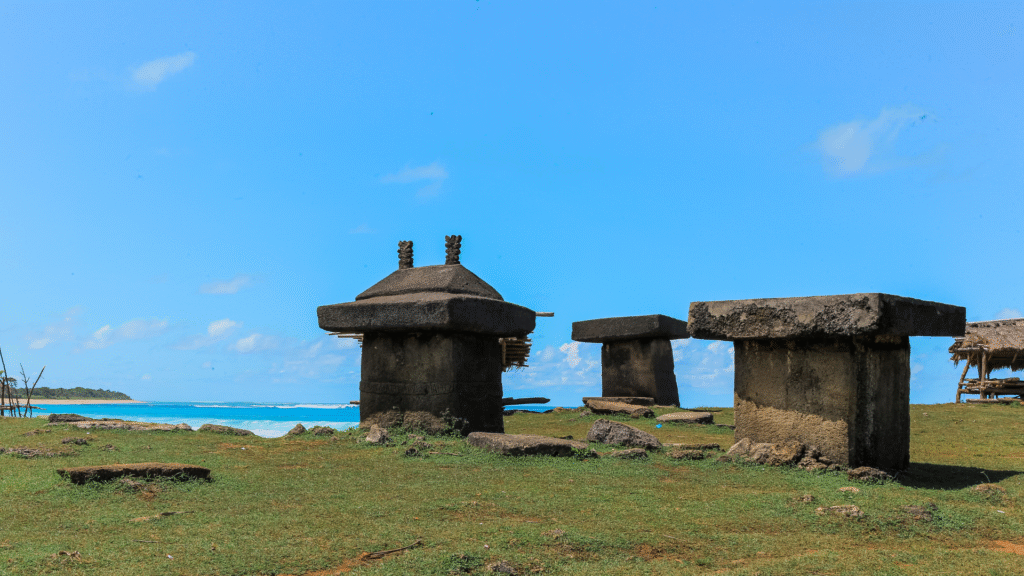 pantai ratenggaro sumba barat daya