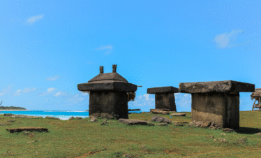 pantai ratenggaro sumba barat daya