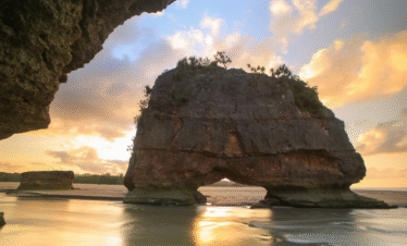 pantai watu maladong