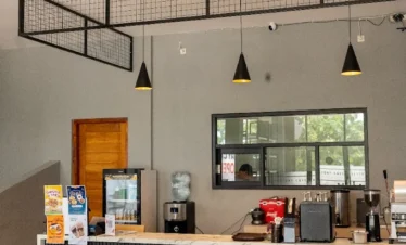 restory cafe sumba barat daya