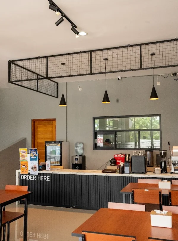 restory cafe sumba barat daya